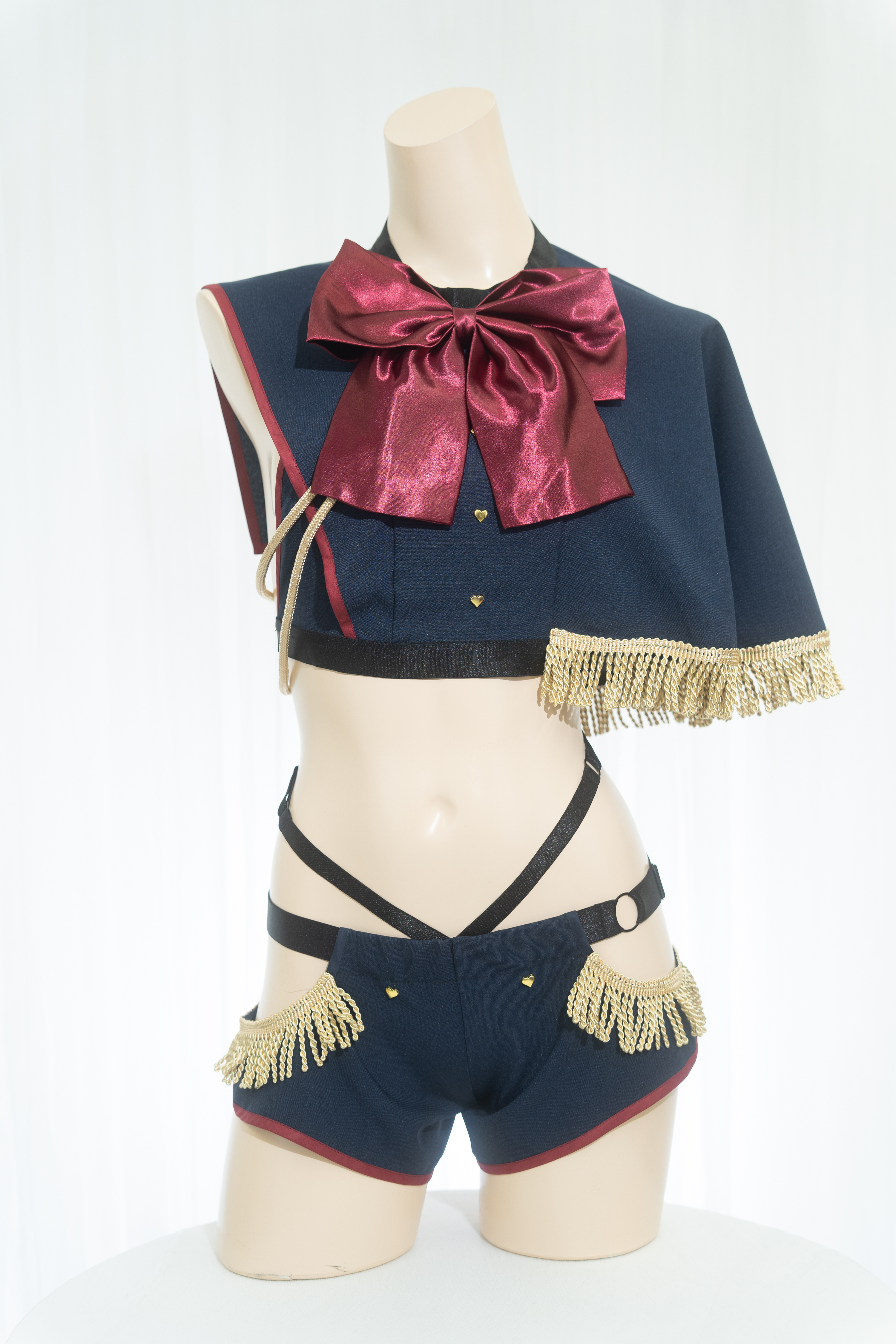 ひのきお🦇🍾Hinokio | M企画さんの新作、軍服セーラーマントの