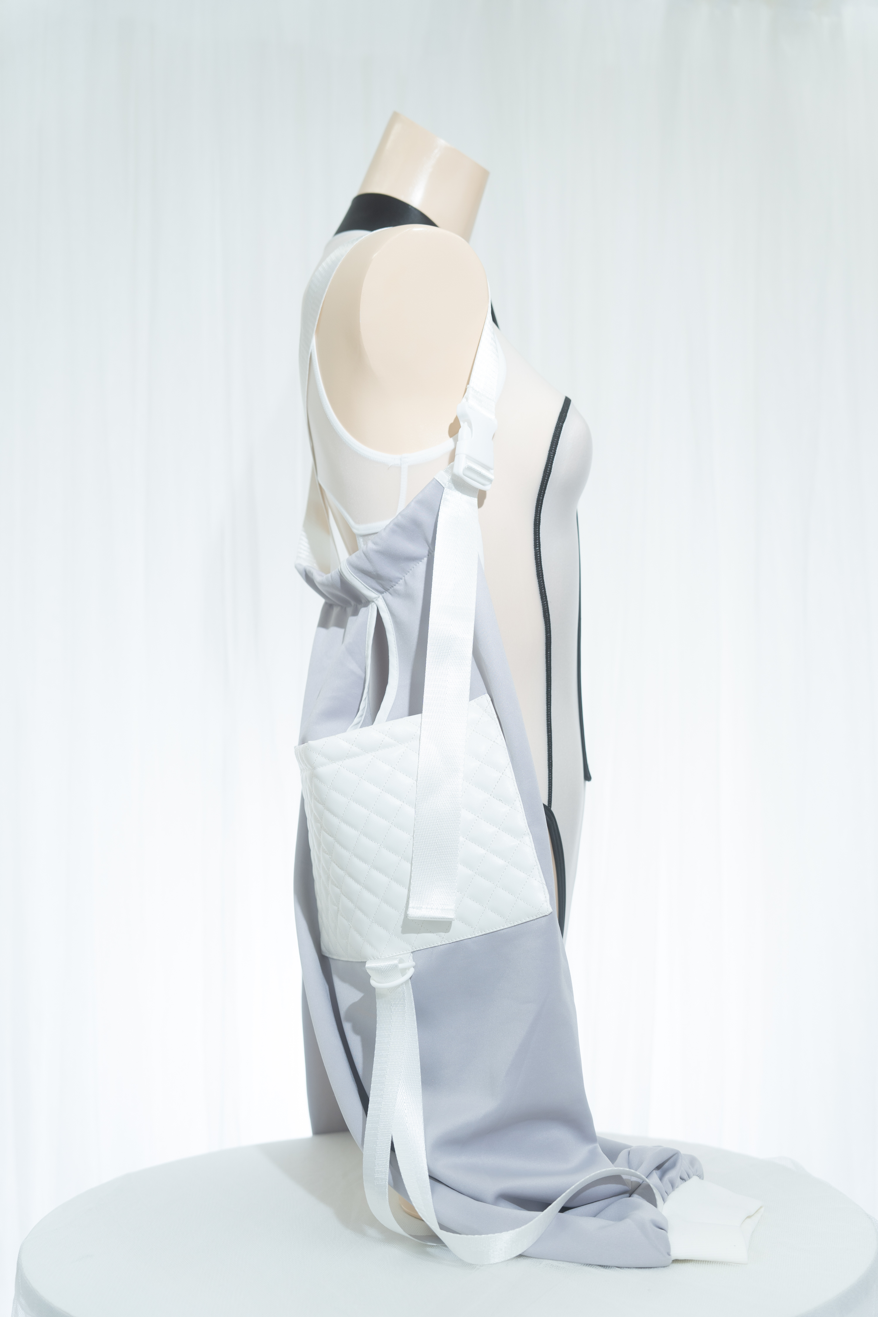 B0072 シロクマ水着 ぶか袖セット/M企画｜NANIKIRU